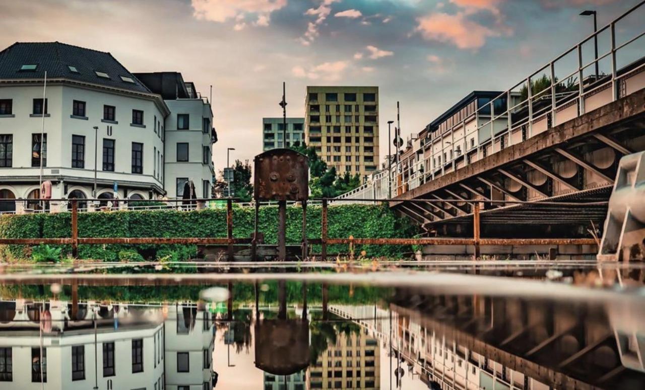 U Eat & Sleep Antwerp Hotel Екстериор снимка