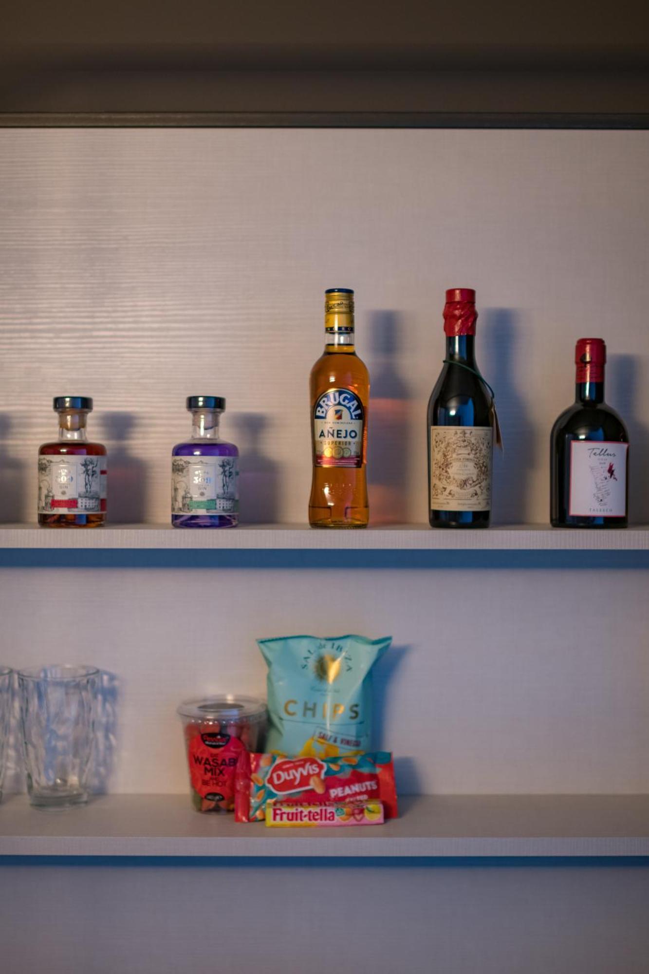 U Eat & Sleep Antwerp Hotel Екстериор снимка
