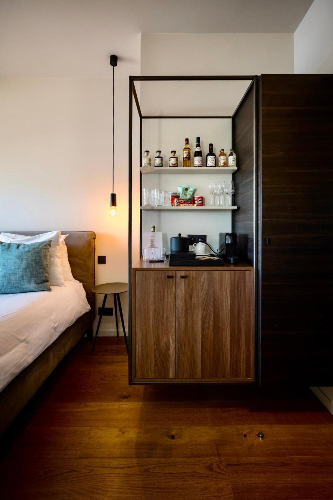 U Eat & Sleep Antwerp Hotel Екстериор снимка