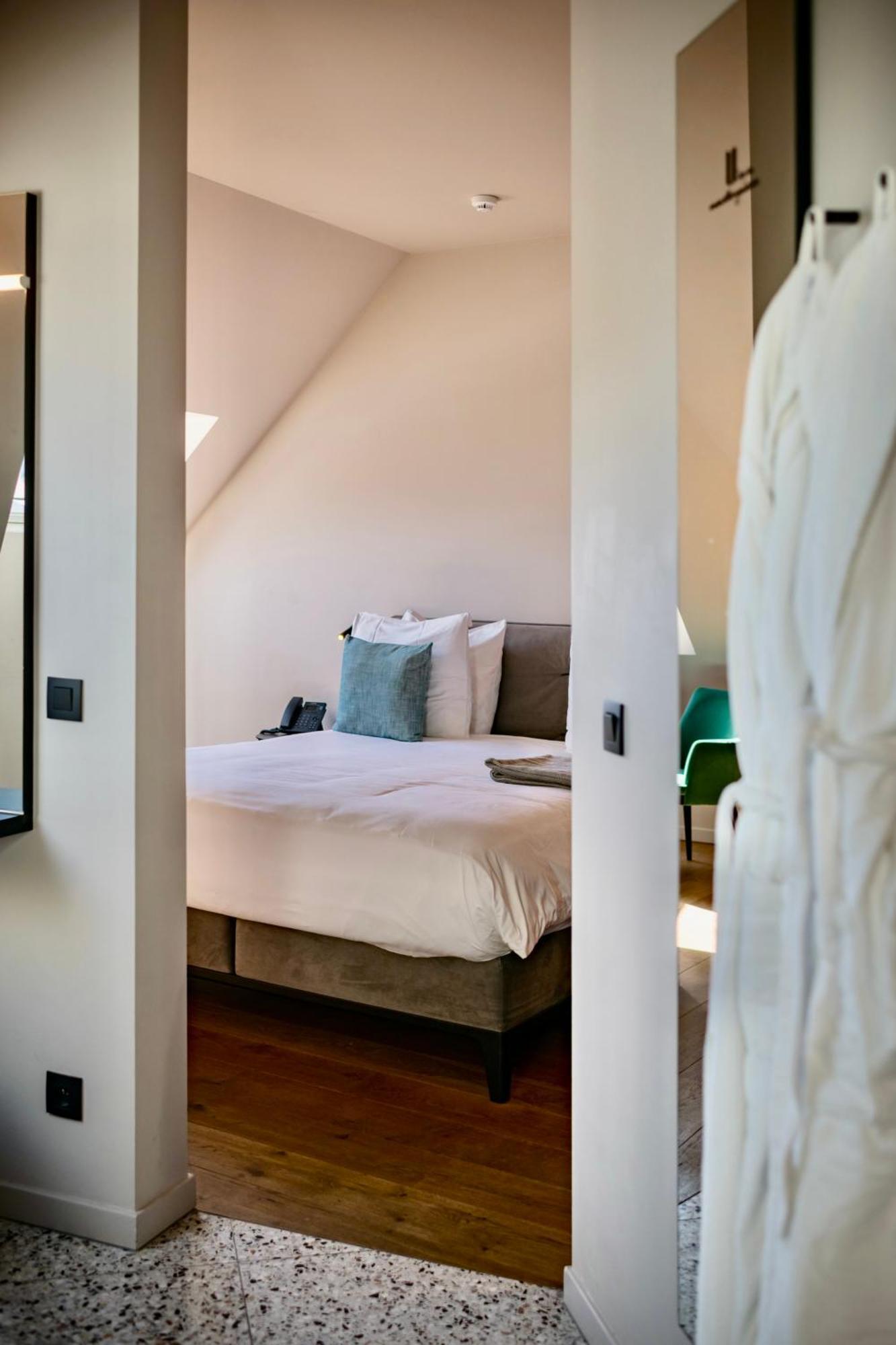 U Eat & Sleep Antwerp Hotel Екстериор снимка