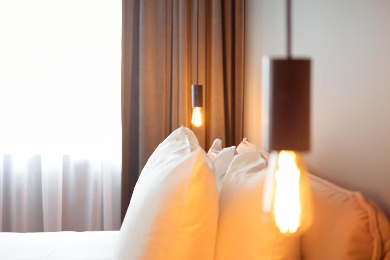 U Eat & Sleep Antwerp Hotel Екстериор снимка