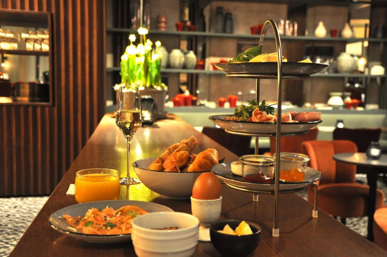 U Eat & Sleep Antwerp Hotel Екстериор снимка